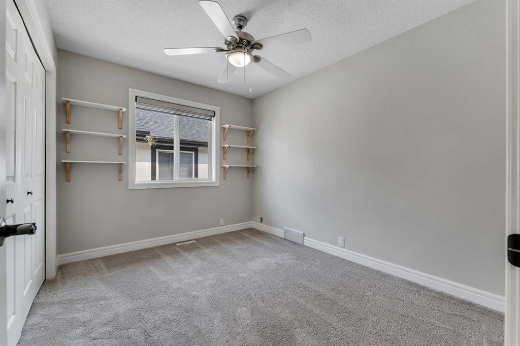 202 Coral Reef Manor Ne, Calgary, AB - Indoor Photo Showing Other Room