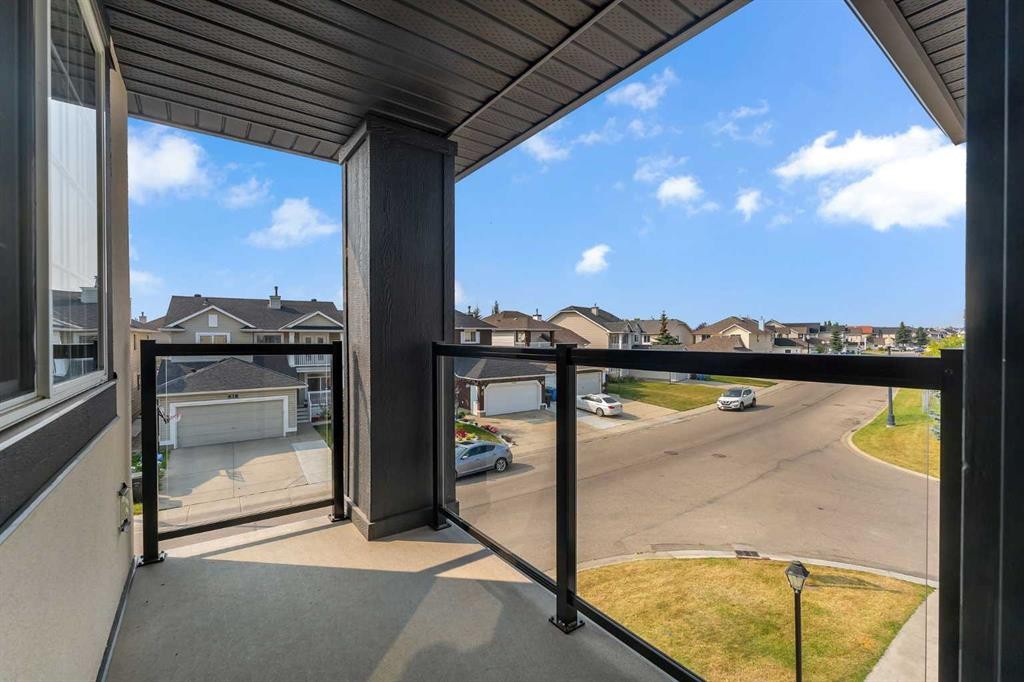 202 Coral Reef Manor Ne, Calgary, AB - Outdoor