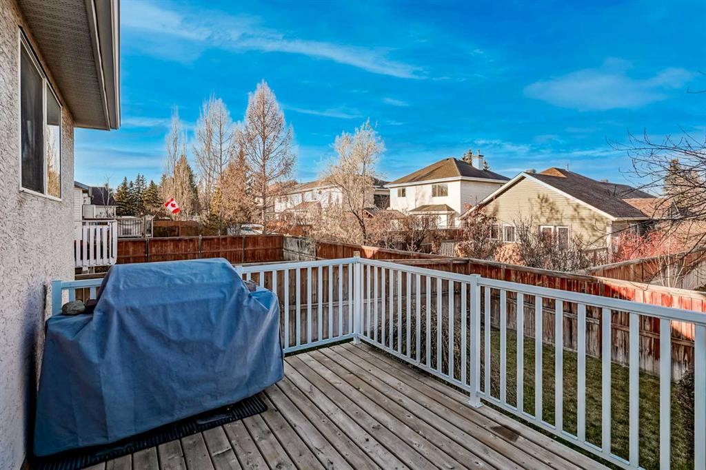 150 Somerset Close Sw, Calgary, AB - Outdoor With Deck Patio Veranda