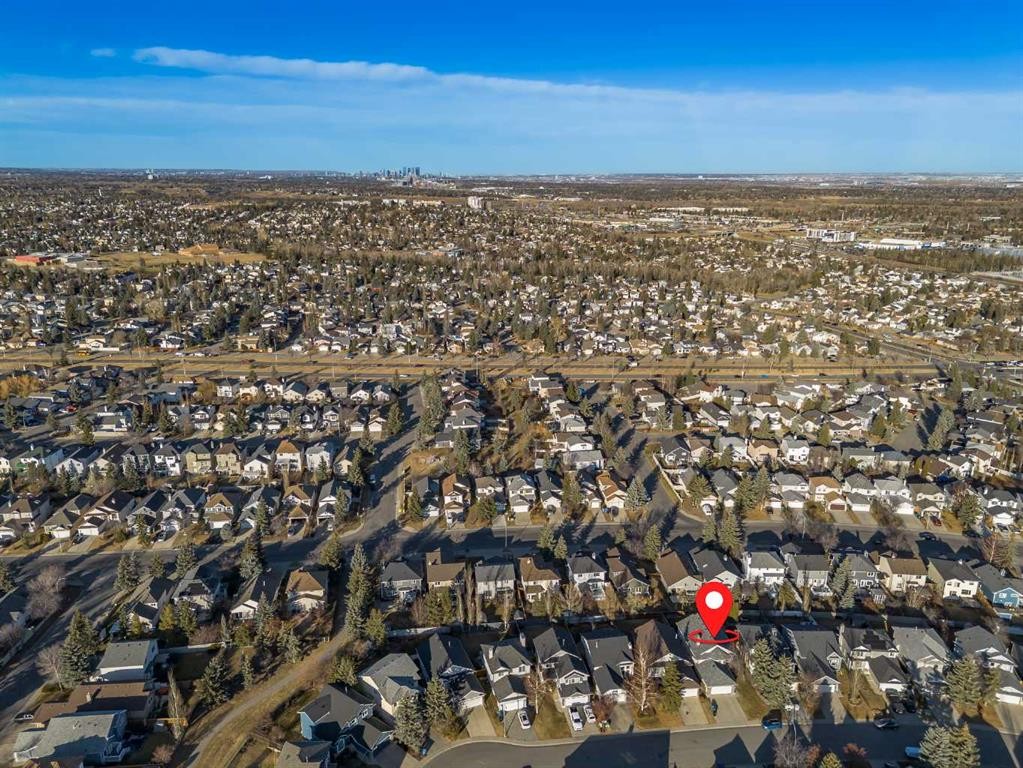 150 Somerset Close Sw, Calgary, AB - Outdoor With View