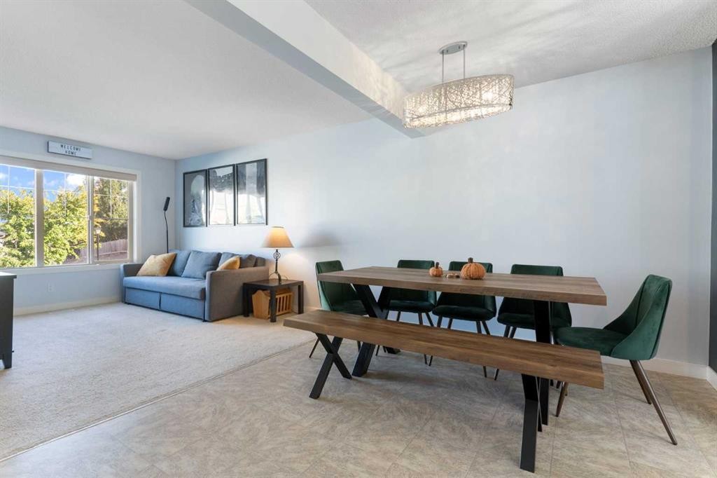 90 Pantego Lane Nw, Calgary, AB - Indoor