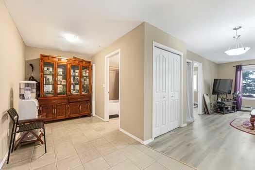 215-355 Taralake Way Ne, Calgary, AB - Indoor