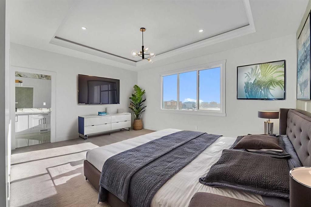 268 South Shore View, Chestermere, AB - Indoor Photo Showing Bedroom