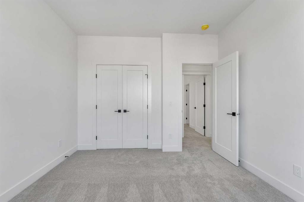 268 South Shore View, Chestermere, AB - Indoor Photo Showing Other Room