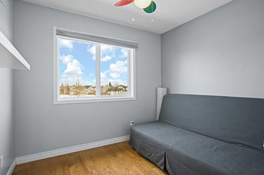 163 Eversyde Circle Sw, Calgary, AB - Indoor