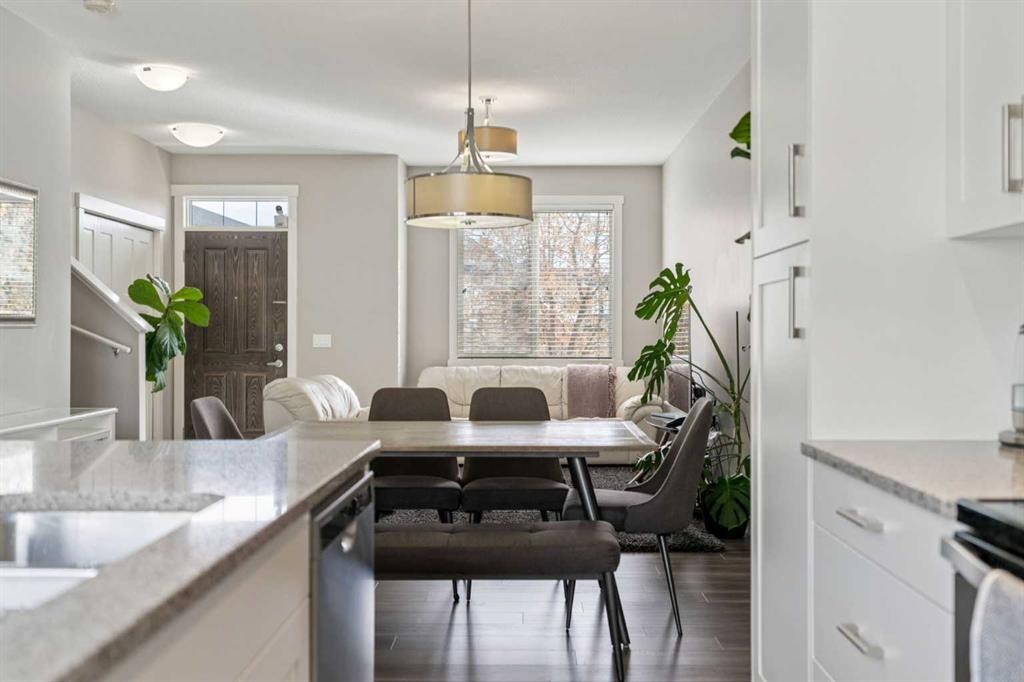 645 Evanston Manor Nw, Calgary, AB - Indoor