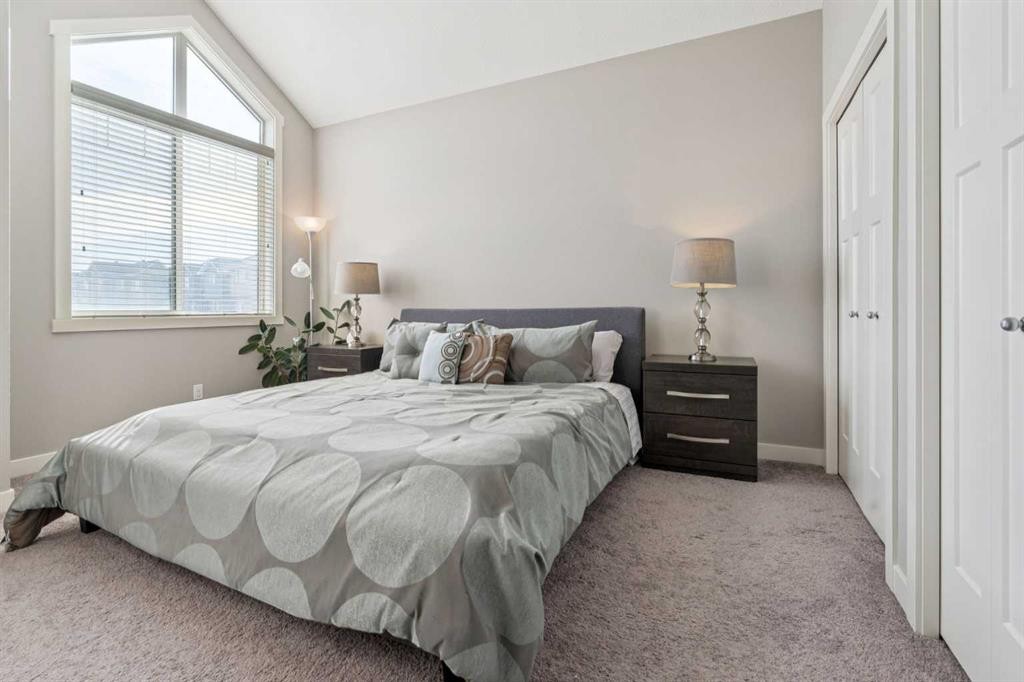 645 Evanston Manor Nw, Calgary, AB - Indoor Photo Showing Bedroom