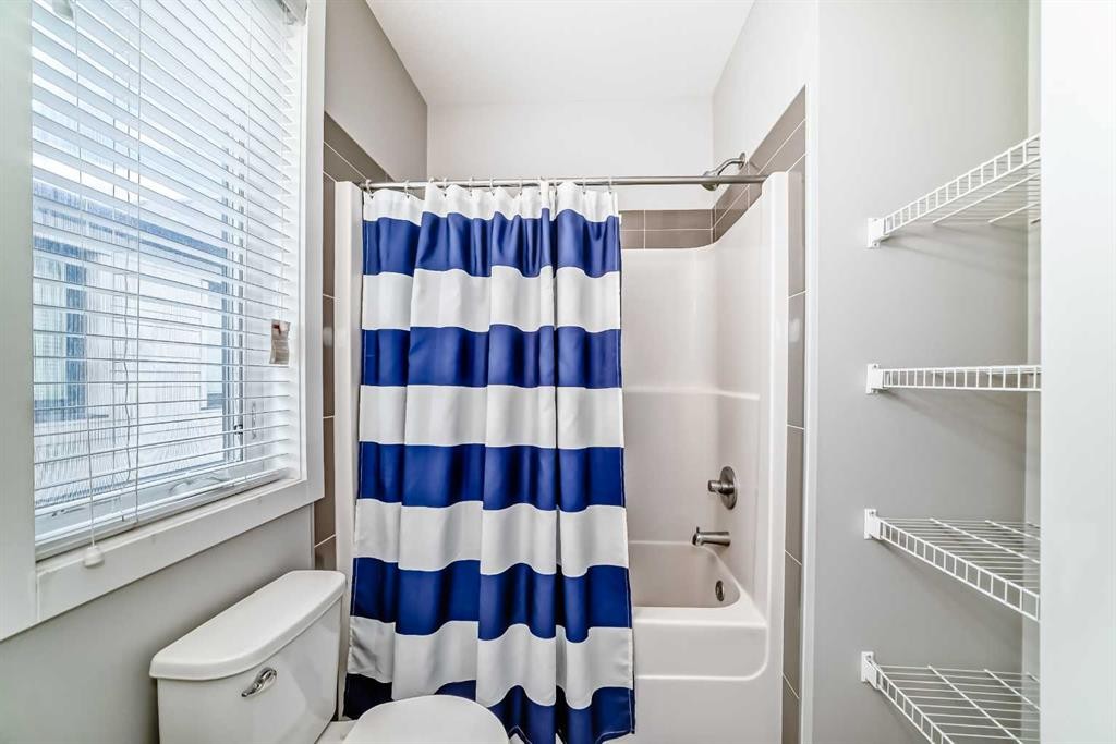 111 Redstone Crescent Ne, Calgary, AB - Indoor Photo Showing Bathroom