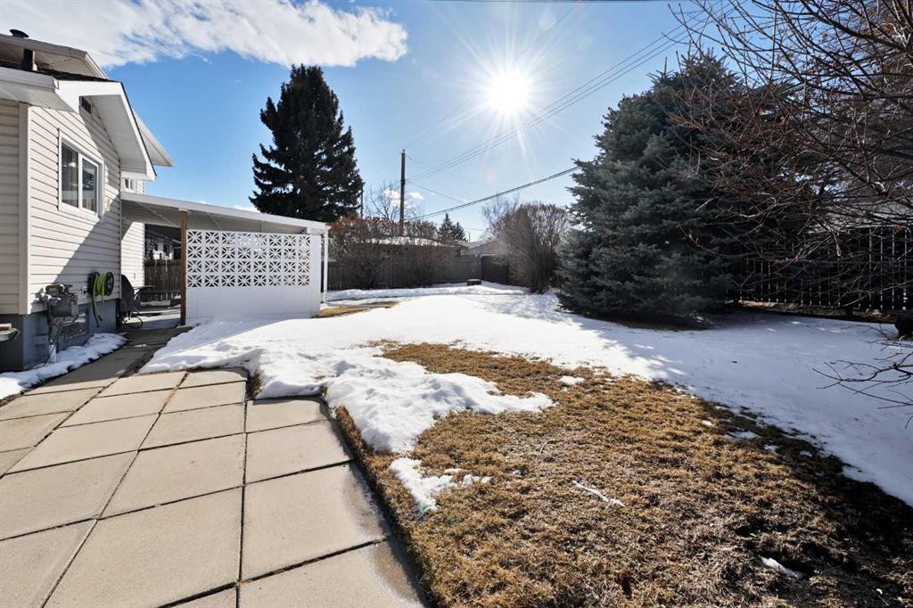 7703 5 Street Sw, Calgary, AB - Outdoor