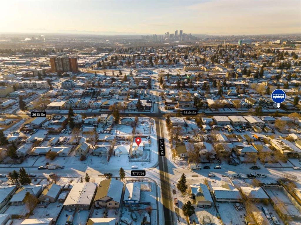 1501 37 Street Se, Calgary, AB - Outdoor With View
