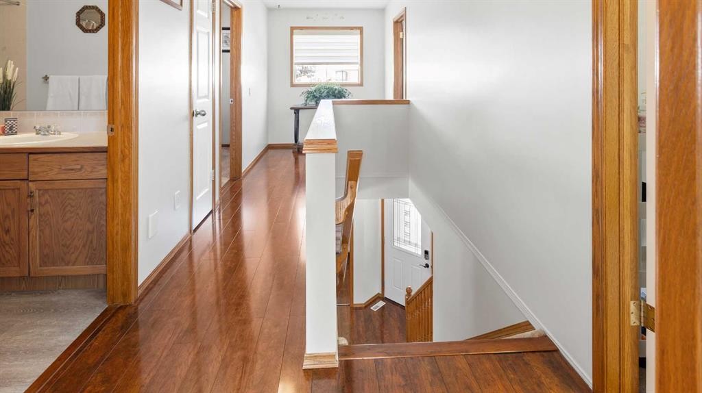 323 Mt Cornwall Circle Se, Calgary, AB - Indoor Photo Showing Other Room