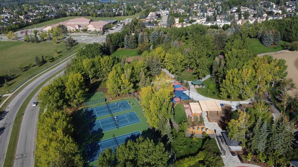 323 Mt Cornwall Circle Se, Calgary, AB - Outdoor With View