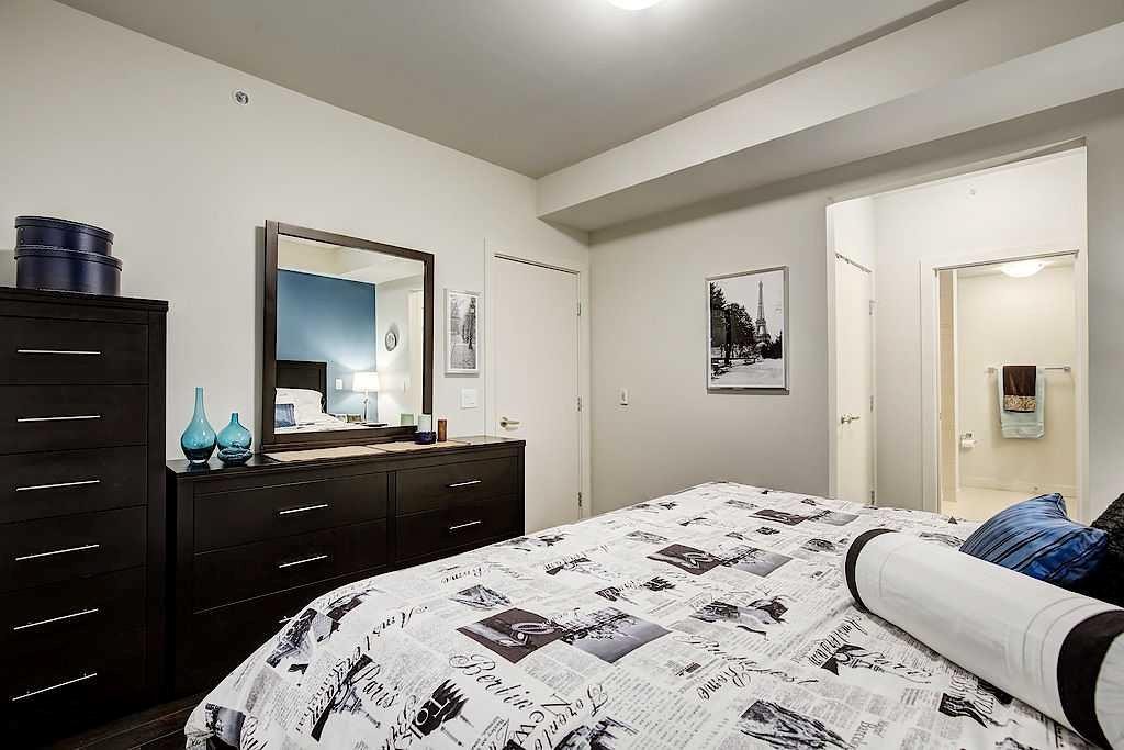 402-1730 5A Street Sw, Calgary, AB - Indoor Photo Showing Bedroom