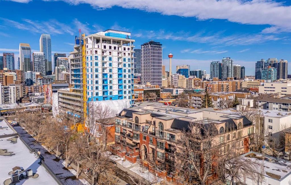 402-1730 5A Street Sw, Calgary, AB - Outdoor With View