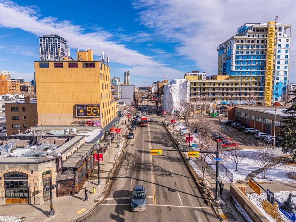 402-1730 5A Street Sw, Calgary, AB - Outdoor With View