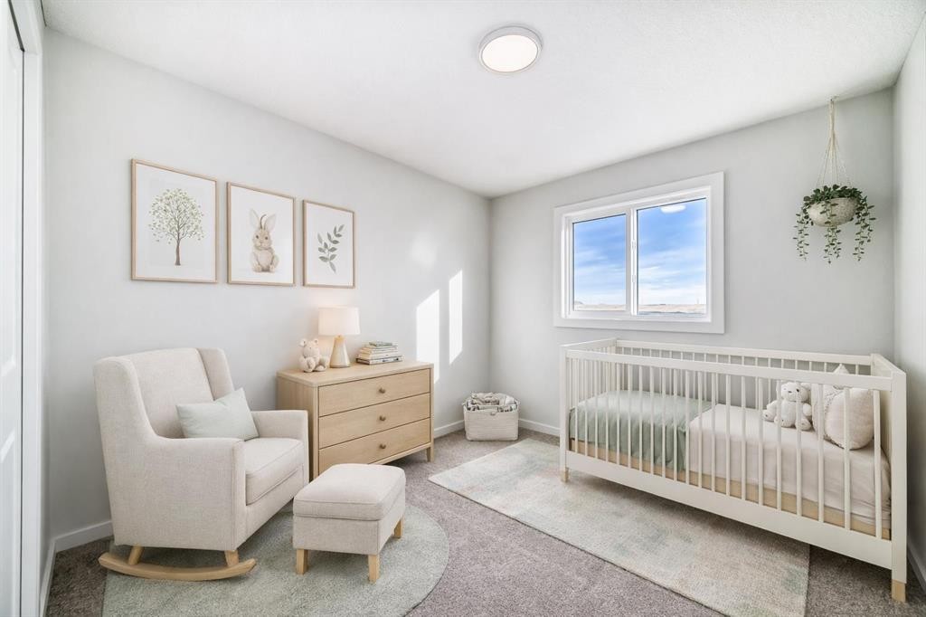 138 Lanark Gate Se, Airdrie, AB - Indoor Photo Showing Bedroom