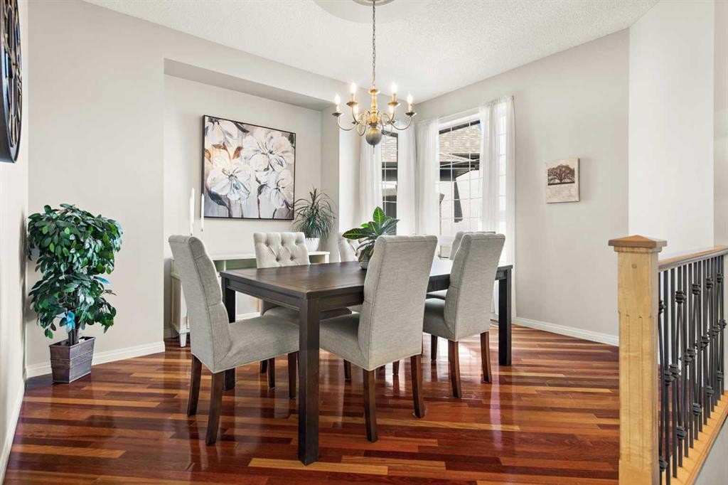 93 Cranwell Place Se, Calgary, AB - Indoor Photo Showing Dining Room