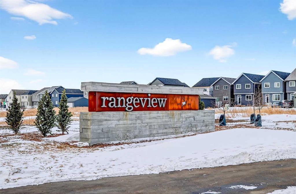 117-1750 Rangeview Drive Se, Calgary, AB - Outdoor