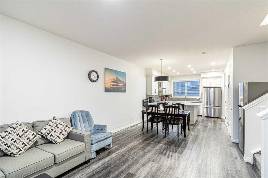 51 Corner Meadows Villas Ne, Calgary, AB - Indoor