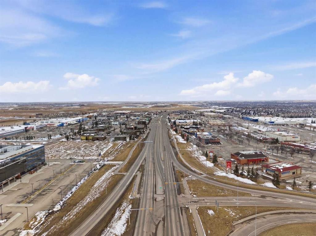 105 Douglas Ridge Circle Se, Calgary, AB - Outdoor With View