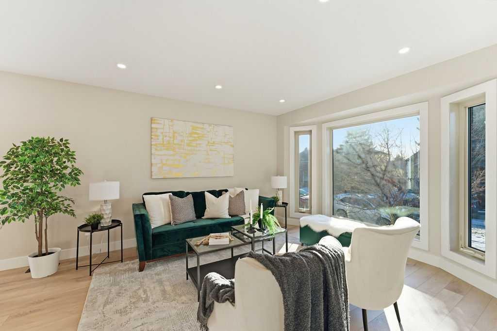 129 Coventry Place Ne, Calgary, AB - Indoor Photo Showing Other Room