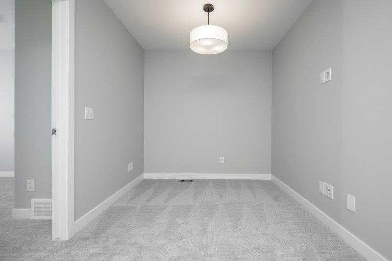 141 Dawson Wharf View, Chestermere, AB - Indoor Photo Showing Other Room