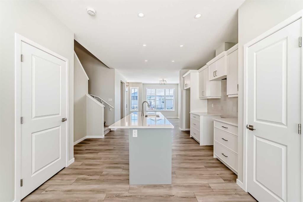 354 Ellen Park, Crossfield, AB - Indoor