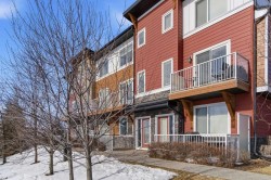 33-111 Rainbow Falls Gate Chestermere, AB T1X 0Z5