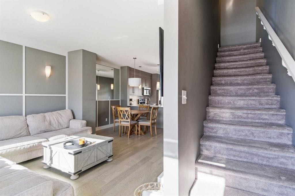 33-111 Rainbow Falls Gate, Chestermere, AB - Indoor