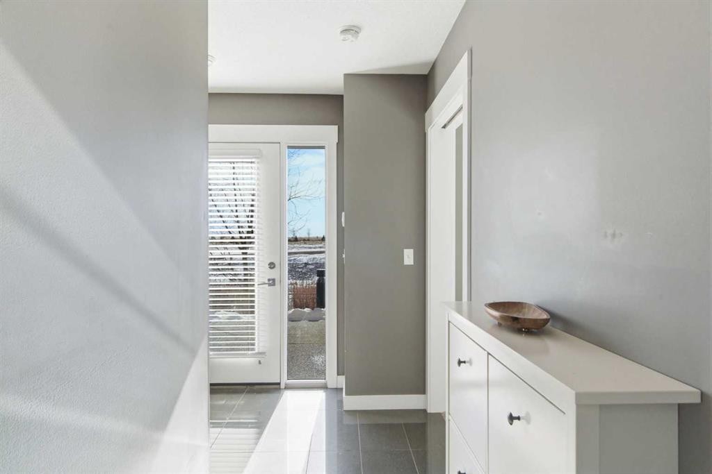 33-111 Rainbow Falls Gate, Chestermere, AB - Indoor