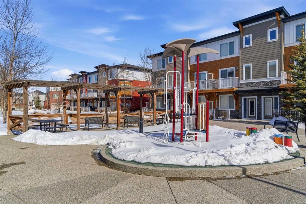 33-111 Rainbow Falls Gate, Chestermere, AB - Outdoor