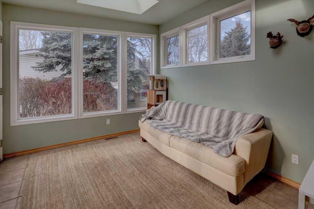 3835 Varsity Drive Nw, Calgary, AB - Indoor