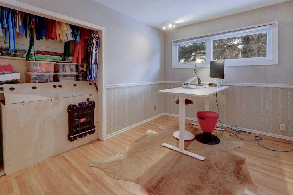 3835 Varsity Drive Nw, Calgary, AB - Indoor