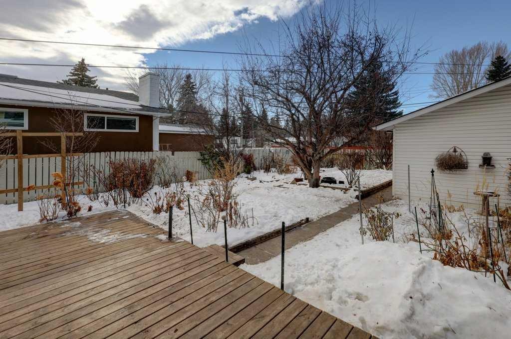 3835 Varsity Drive Nw, Calgary, AB - Outdoor With Deck Patio Veranda