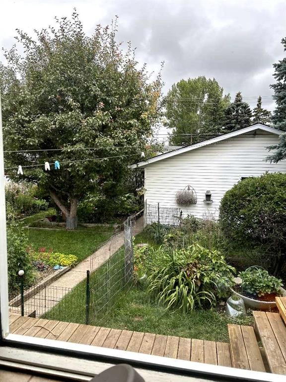 3835 Varsity Drive Nw, Calgary, AB - Outdoor