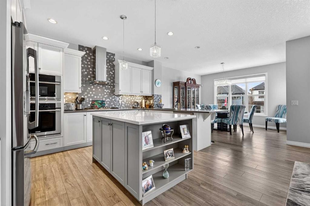 142 Masters Common Se, Calgary, AB - Indoor Photo Showing Kitchen With Stainless Steel Kitchen With Upgraded Kitchen