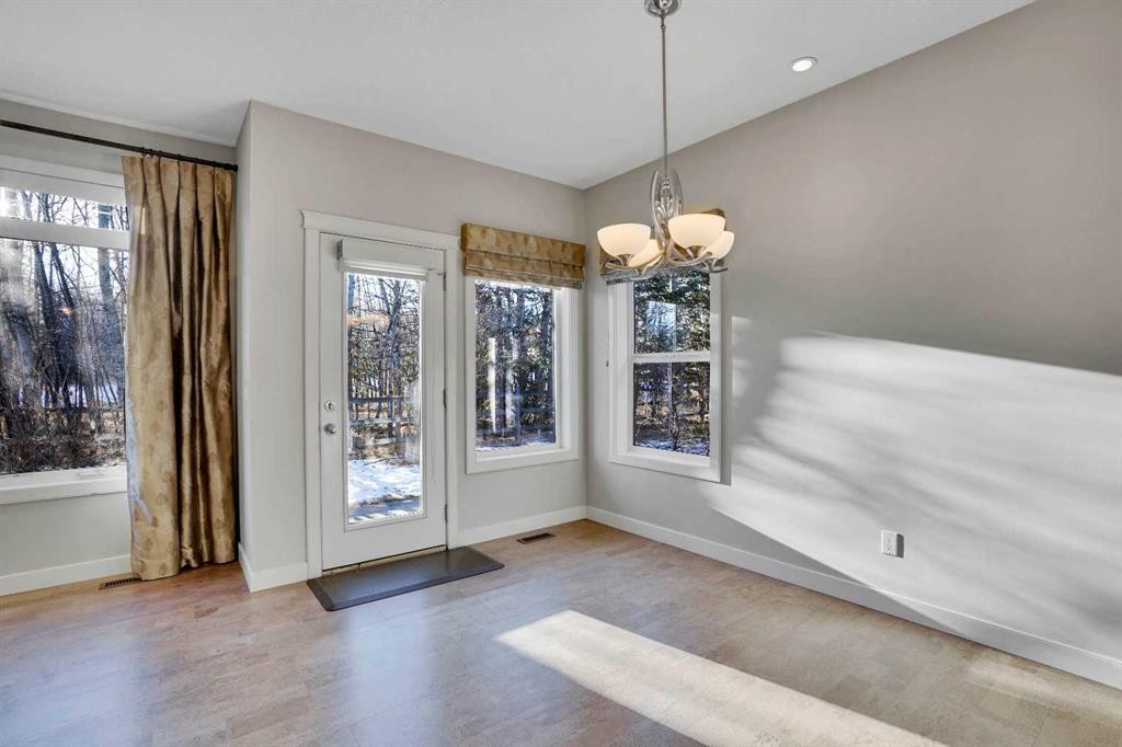 27-925 Imperial Drive, Diamond Valley, AB - Indoor Photo Showing Other Room