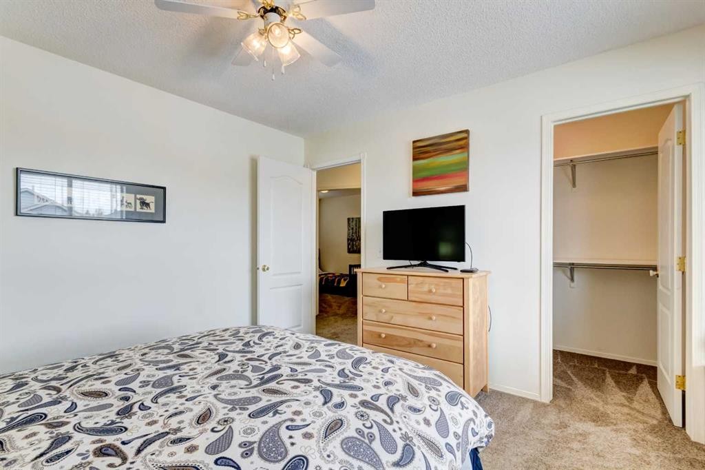 104 Somerside Common Sw, Calgary, AB