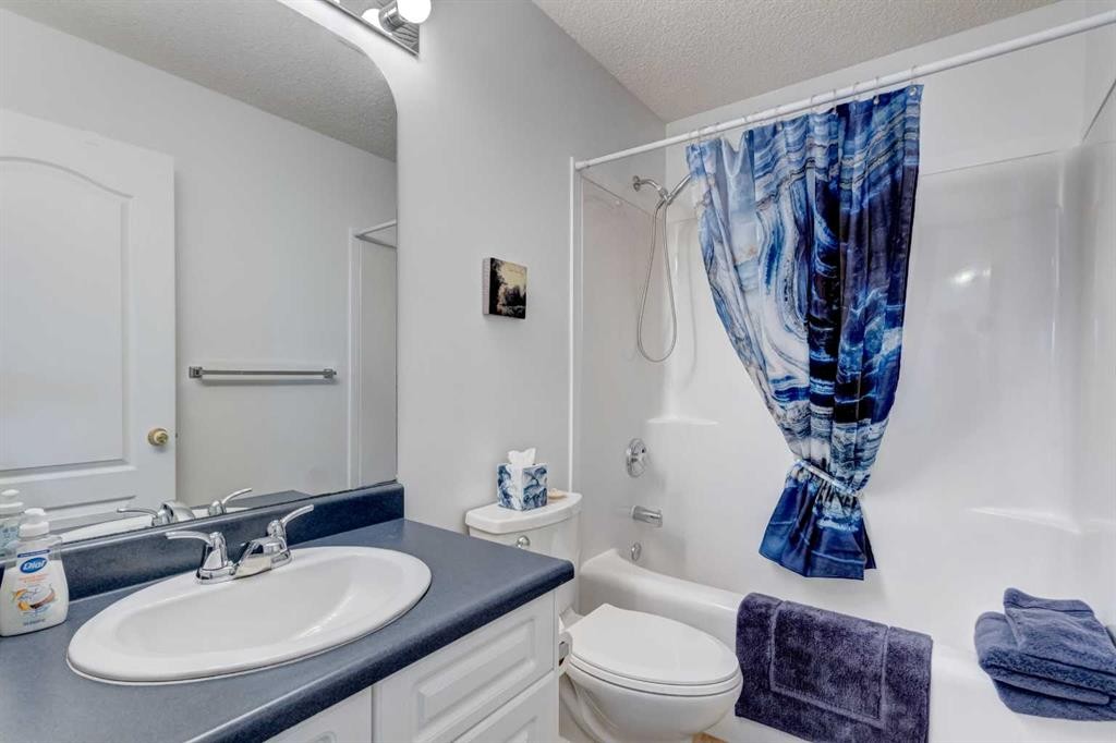 104 Somerside Common Sw, Calgary, AB