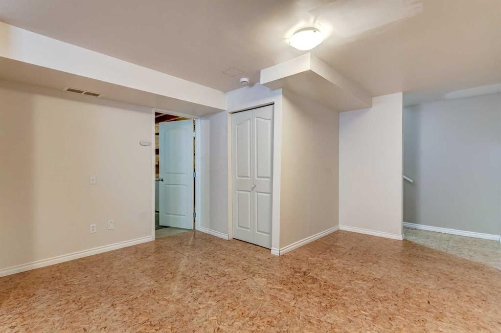 104 Somerside Common Sw, Calgary, AB