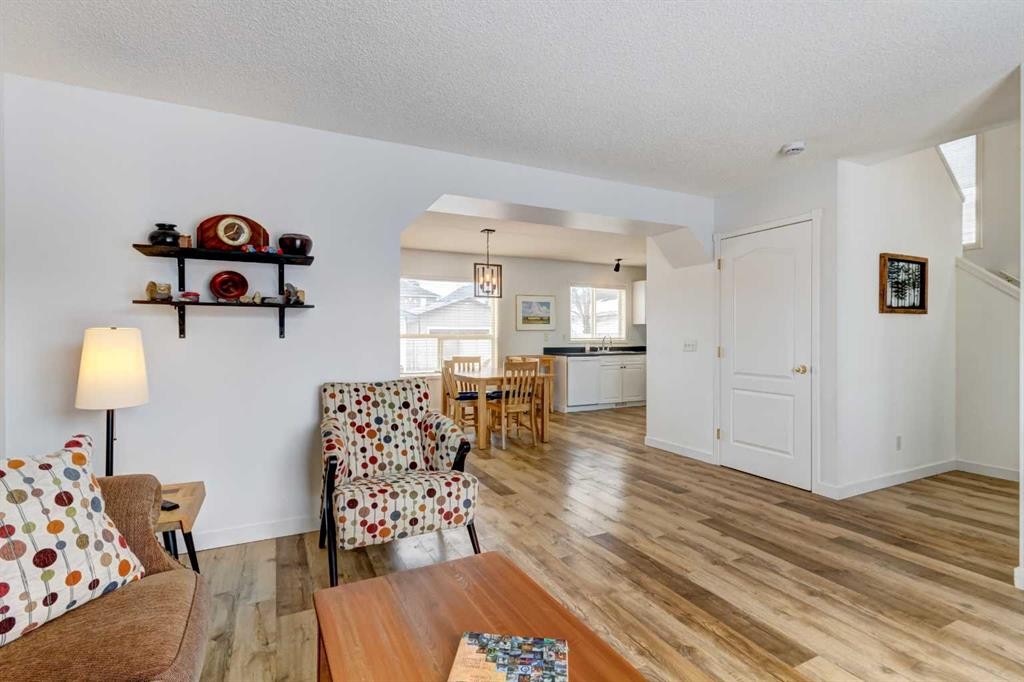 104 Somerside Common Sw, Calgary, AB