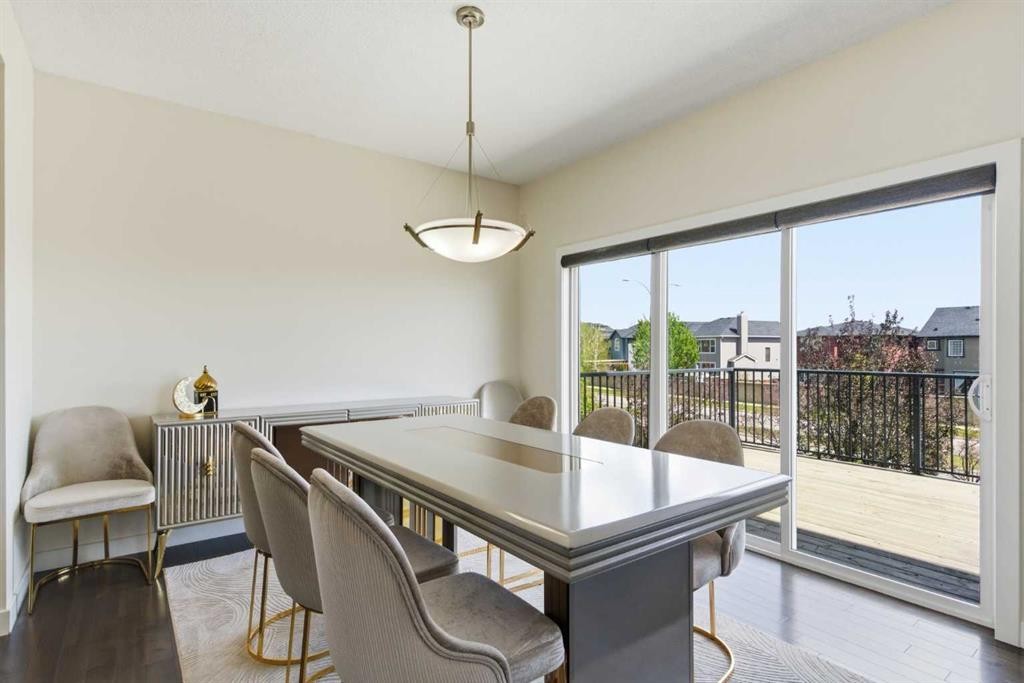21 Evansview Manor Nw, Calgary, AB - Indoor
