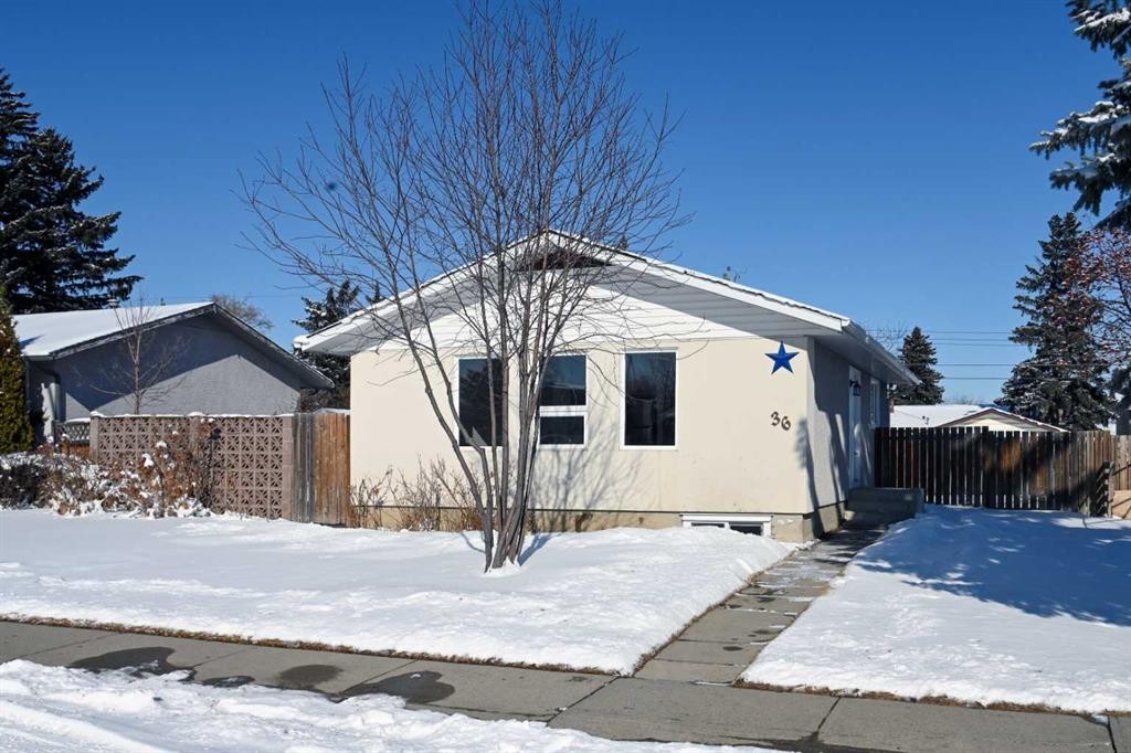 36 Pennsburg Place Se, Calgary, AB - Outdoor