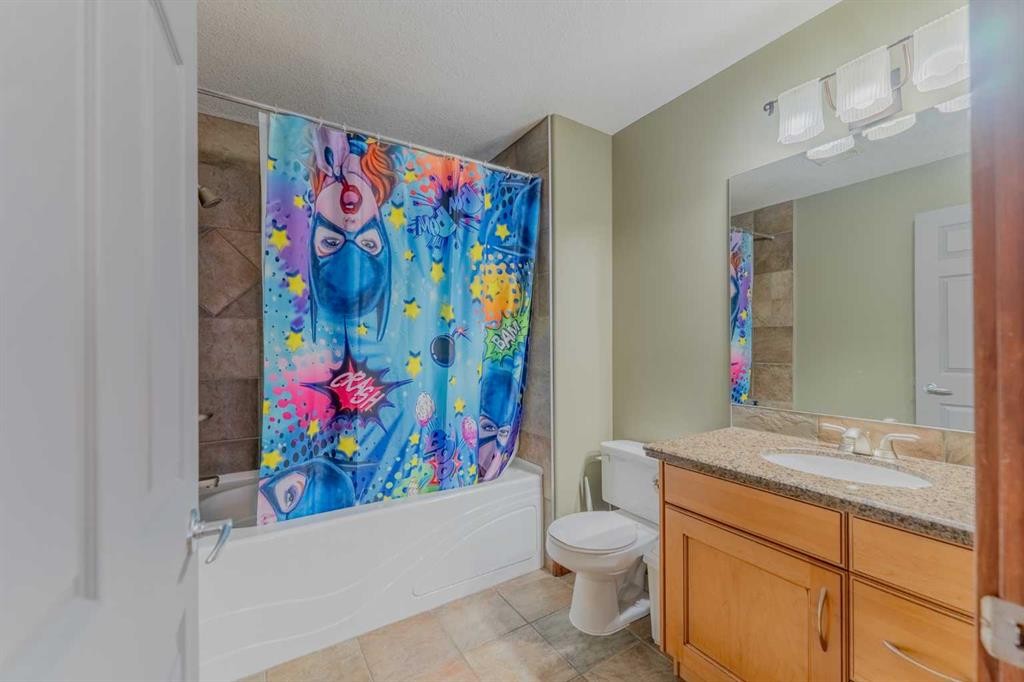 313-170 Crossbow Place, Canmore, AB - Indoor Photo Showing Bathroom