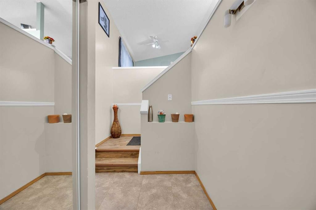 191 Applebrook Circle Se, Calgary, AB - Indoor Photo Showing Other Room