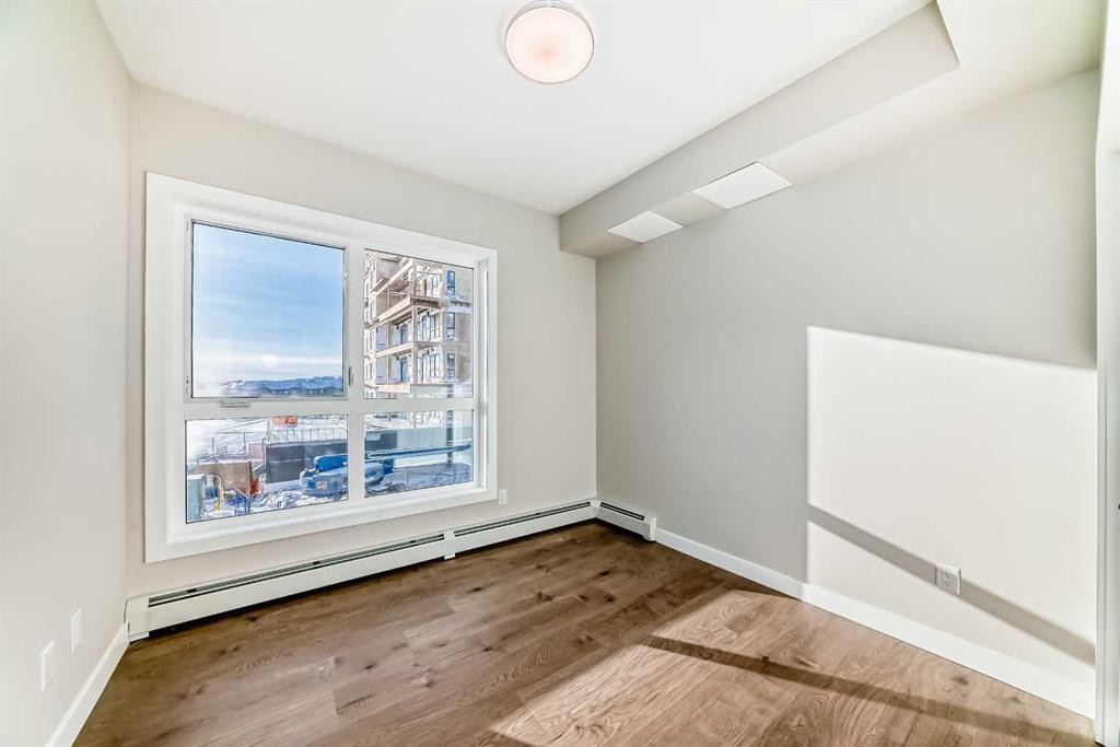 7121-1802 Mahogany Boulevard Se, Calgary, AB - Indoor Photo Showing Other Room
