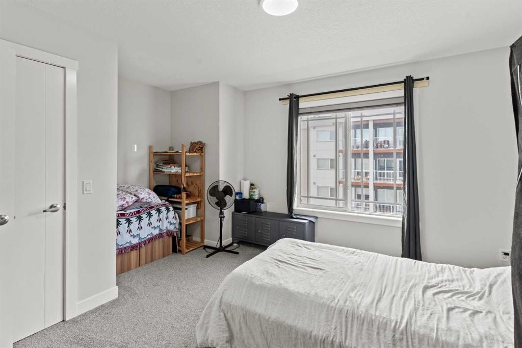 908-95 Skyview Close Ne, Calgary, AB - Indoor Photo Showing Bedroom