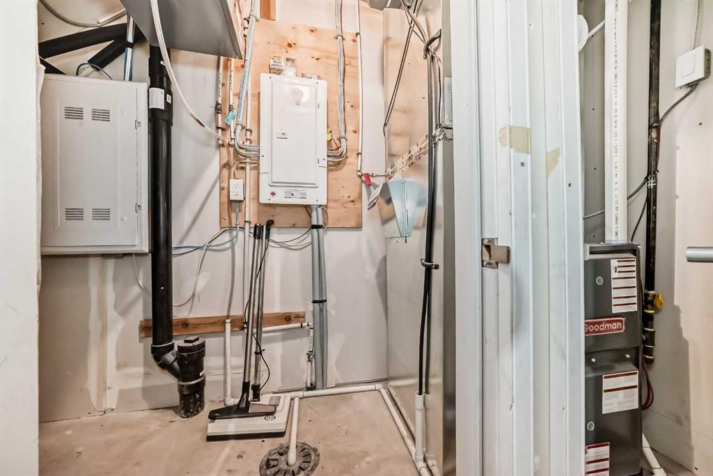 4143 Seton Drive Se, Calgary, AB - Indoor