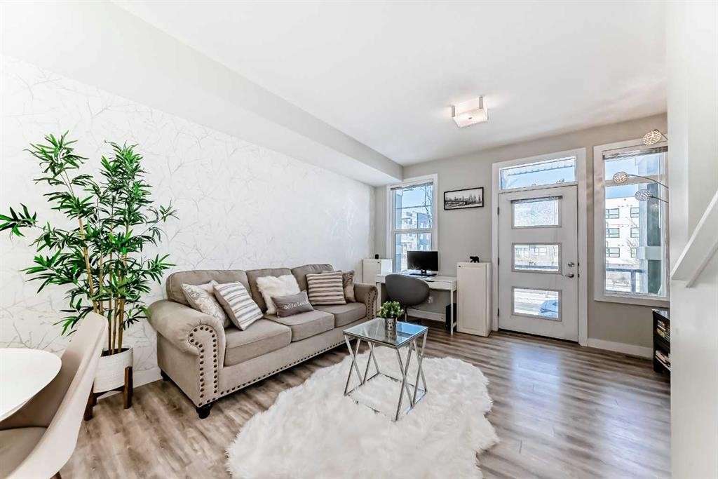 4143 Seton Drive Se, Calgary, AB - Indoor Photo Showing Living Room