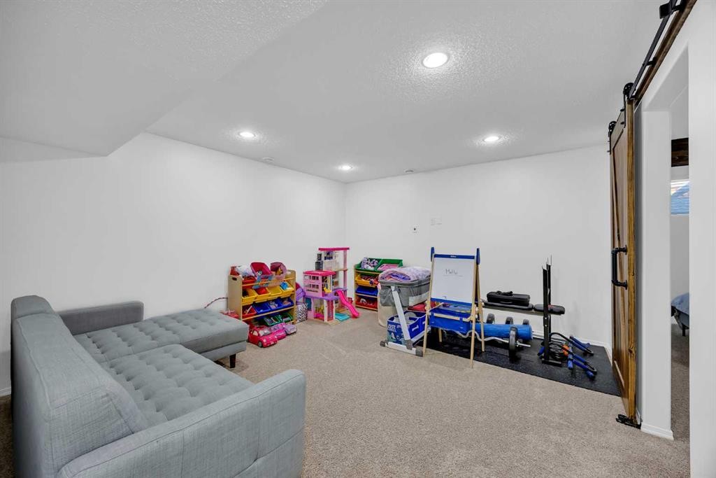 30 Cranarch View Se, Calgary, AB - Indoor